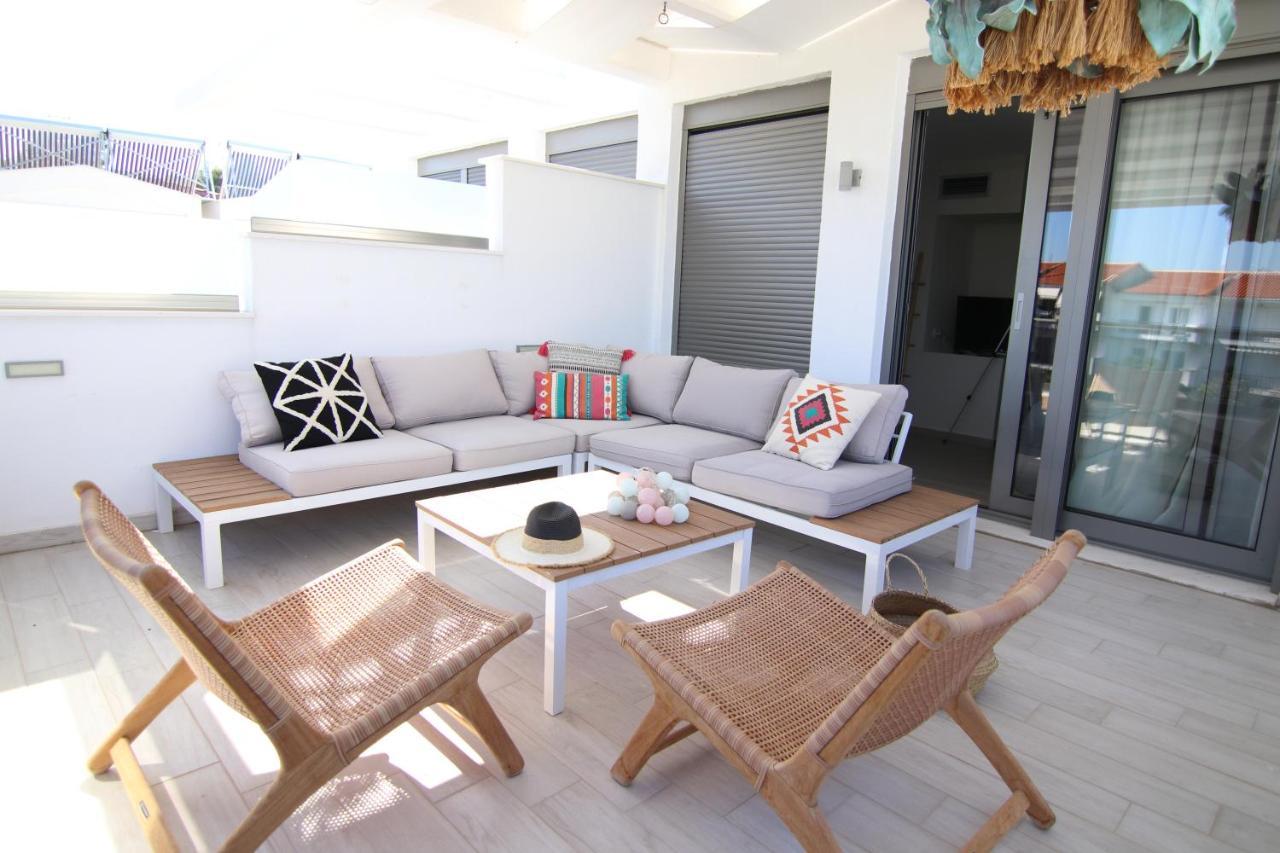Hanioti Suite Maisonette In Front Of The Sea Bagian luar foto