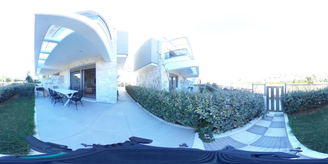 Hanioti Suite Maisonette In Front Of The Sea Bagian luar foto