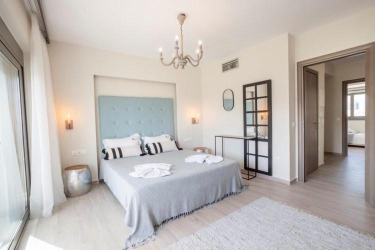 Hanioti Suite Maisonette In Front Of The Sea Bagian luar foto